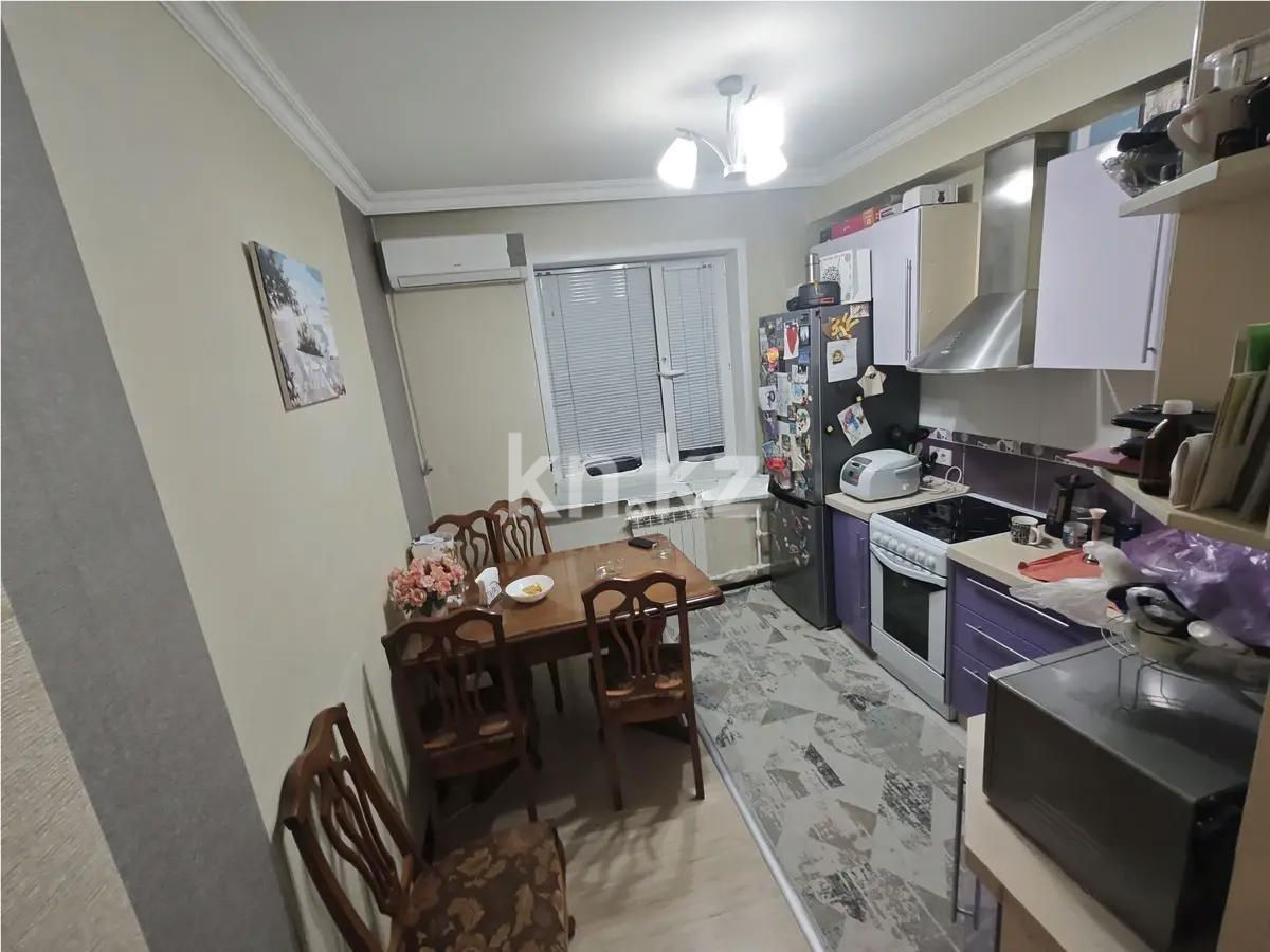 Продажа 4-комнатной квартиры, 80 м², ул. Муканова, дом  14 в Караганде - фото 5