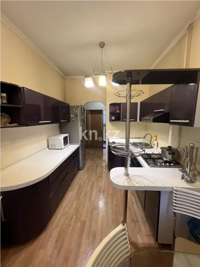 Продажа 3-комнатной квартиры, 64.2 м² в Алматы - фото 3