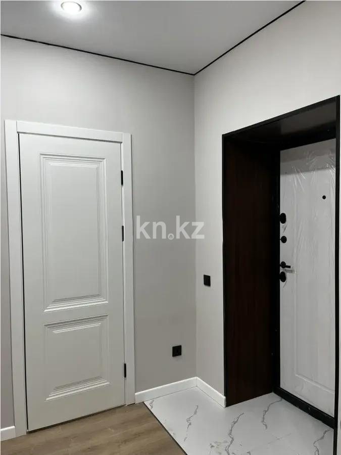 Продажа 1-комнатной квартиры, 39 м², ул. Тынышбайулы, дом  6 стр в Астане - фото 4