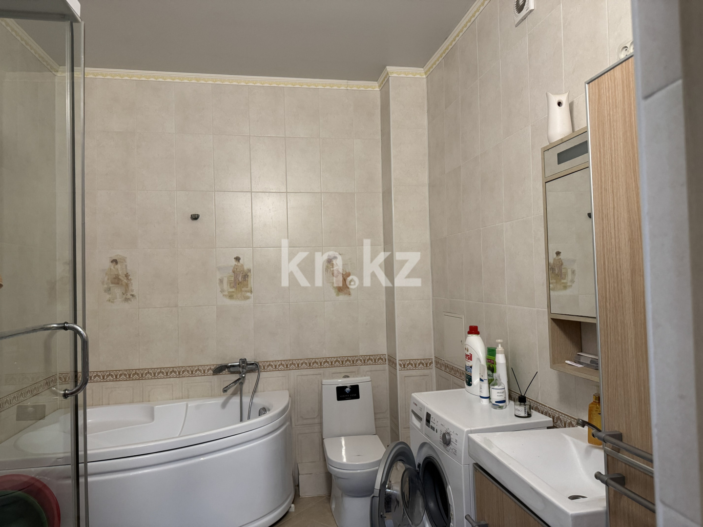 Продажа 4-комнатной квартиры, 120 м², пр. Сатпаева, дом  41б в Атырау - фото 5