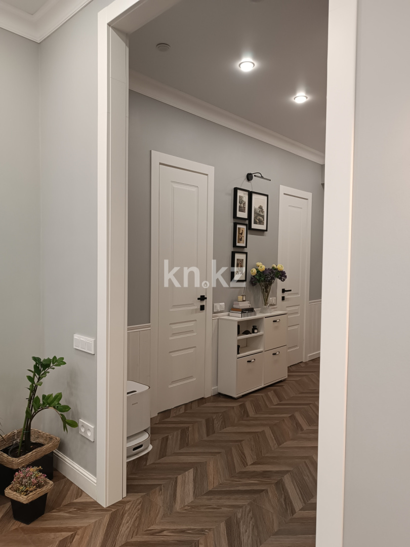 Продажа 3-комнатной квартиры, 93 м², ул. Гоголя в Караганде - фото 6