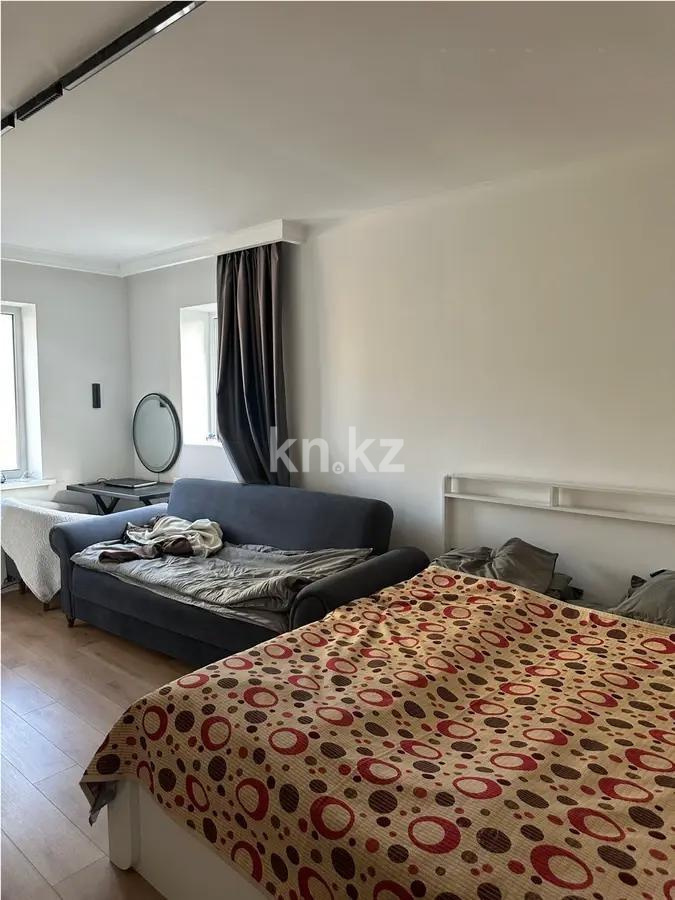 Продажа 4-комнатной квартиры, 101 м², ул. Навои, дом  9/1 в Алматы - фото 3