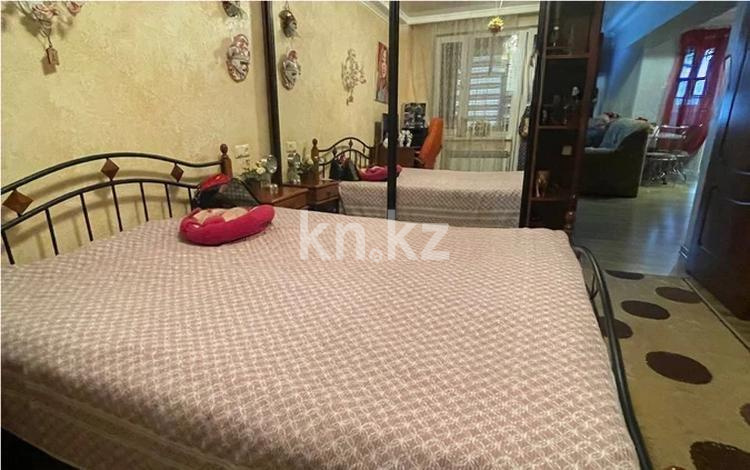 Продажа 3-комнатной квартиры, 64.1 м², ул. Бекмаханова, дом  2/7 в Алматы - фото 2