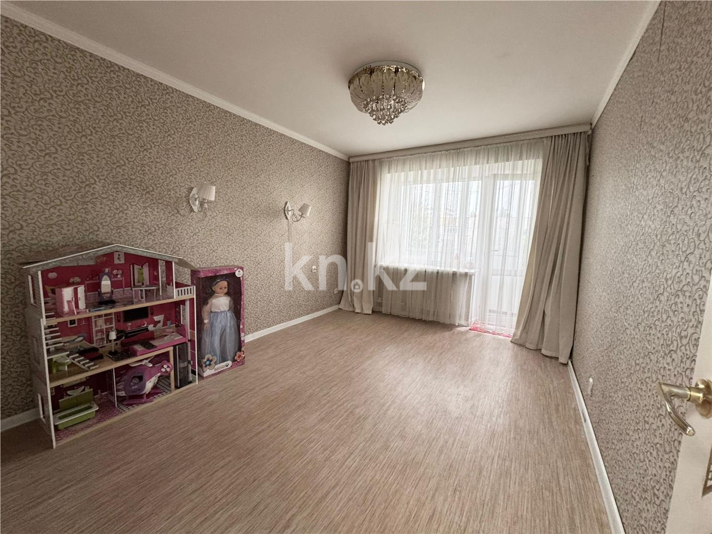 Продажа 3-комнатной квартиры, 64 м², 6-й мкр. в Караганде - фото 4