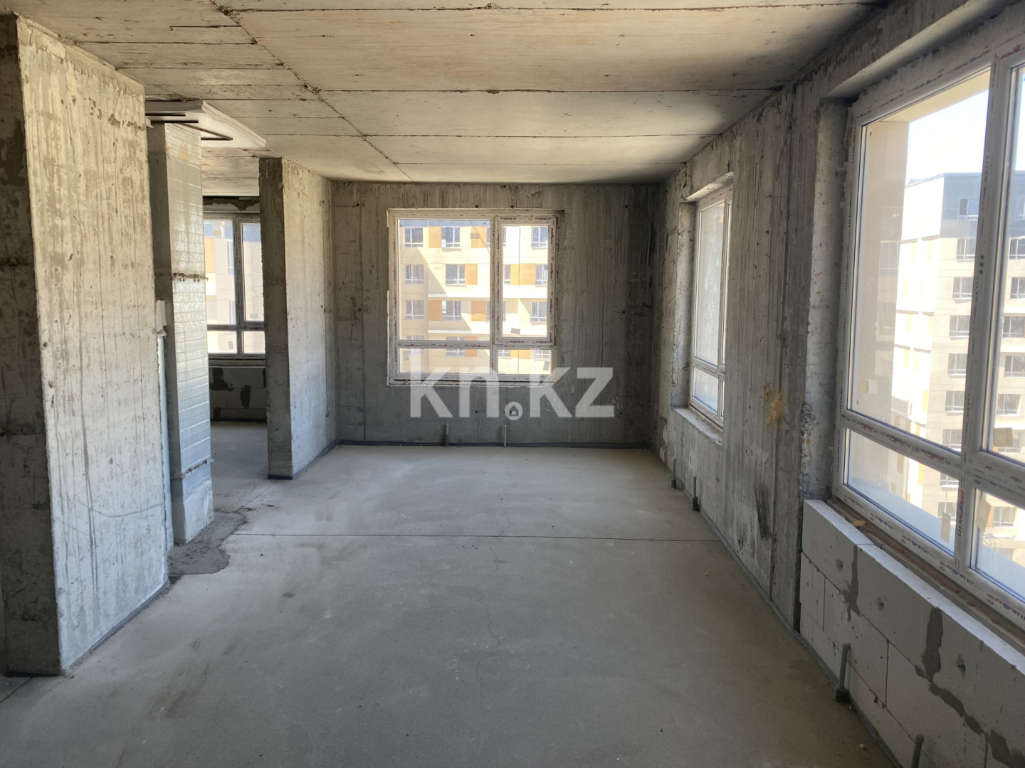 Продажа 3-комнатной квартиры, 80 м², ул. Утепова, дом  30 - Жандосова Розыбакиева в Алматы - фото 3