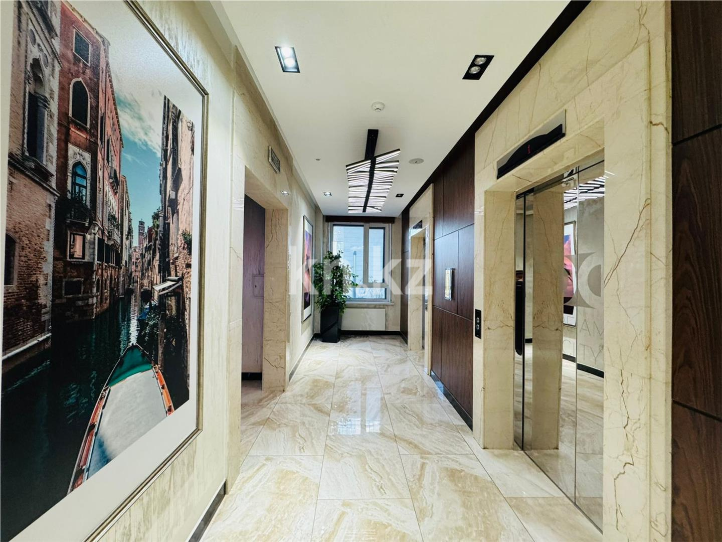 Продажа 4-комнатной квартиры, 96 м², пр. Мангилик Ел в Астане - фото 18