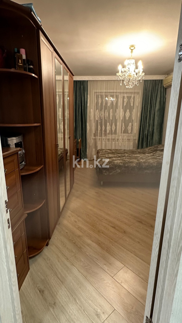 Продажа 3-комнатной квартиры, 90.5 м² в Караганде - фото 9