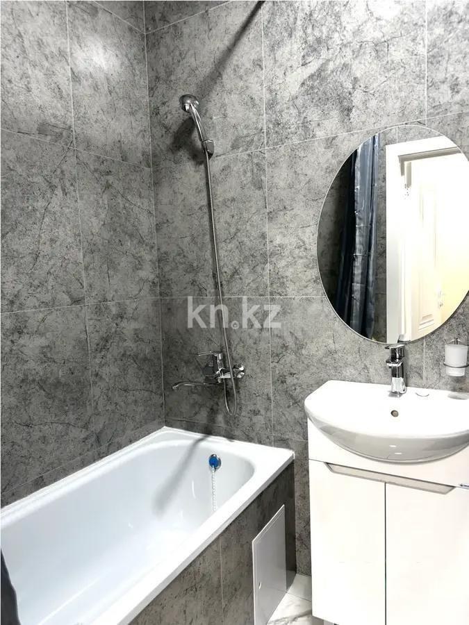 Продажа 1-комнатной квартиры, 40 м², ул. Айтматова, дом  60/1 в Астане - фото 3