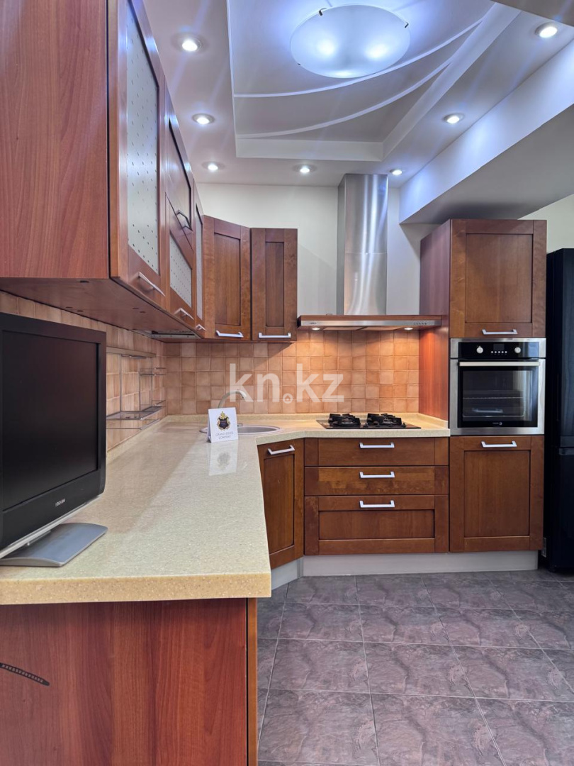 Продажа 4-комнатной квартиры, 133 м² в Алматы