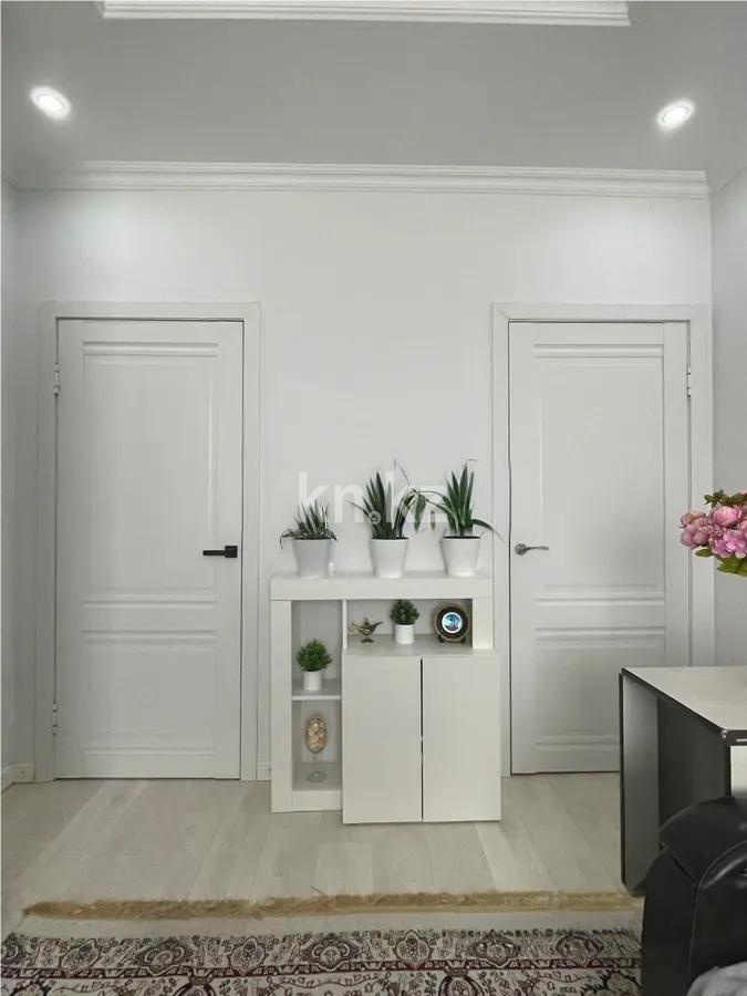 Продажа 1-комнатной квартиры, 45 м², ул. Кургальжинское шоссе, дом  108 в Астане - фото 4