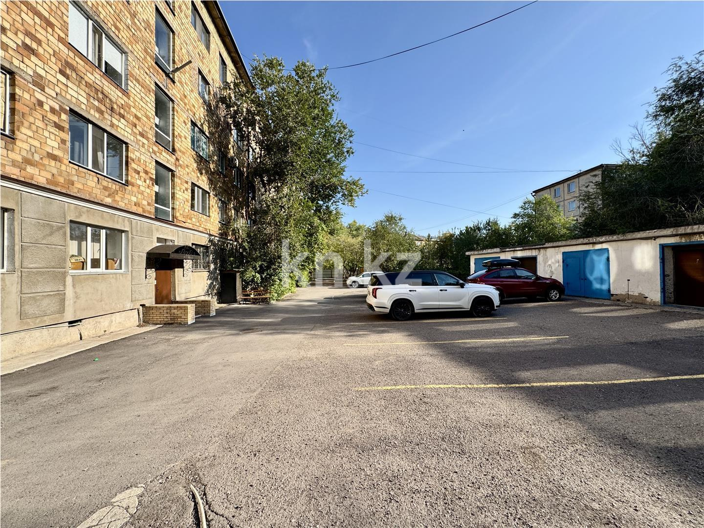 Продажа 3-комнатной квартиры, 93 м², ул. Гоголя, дом  46/3 в Караганде - фото 27