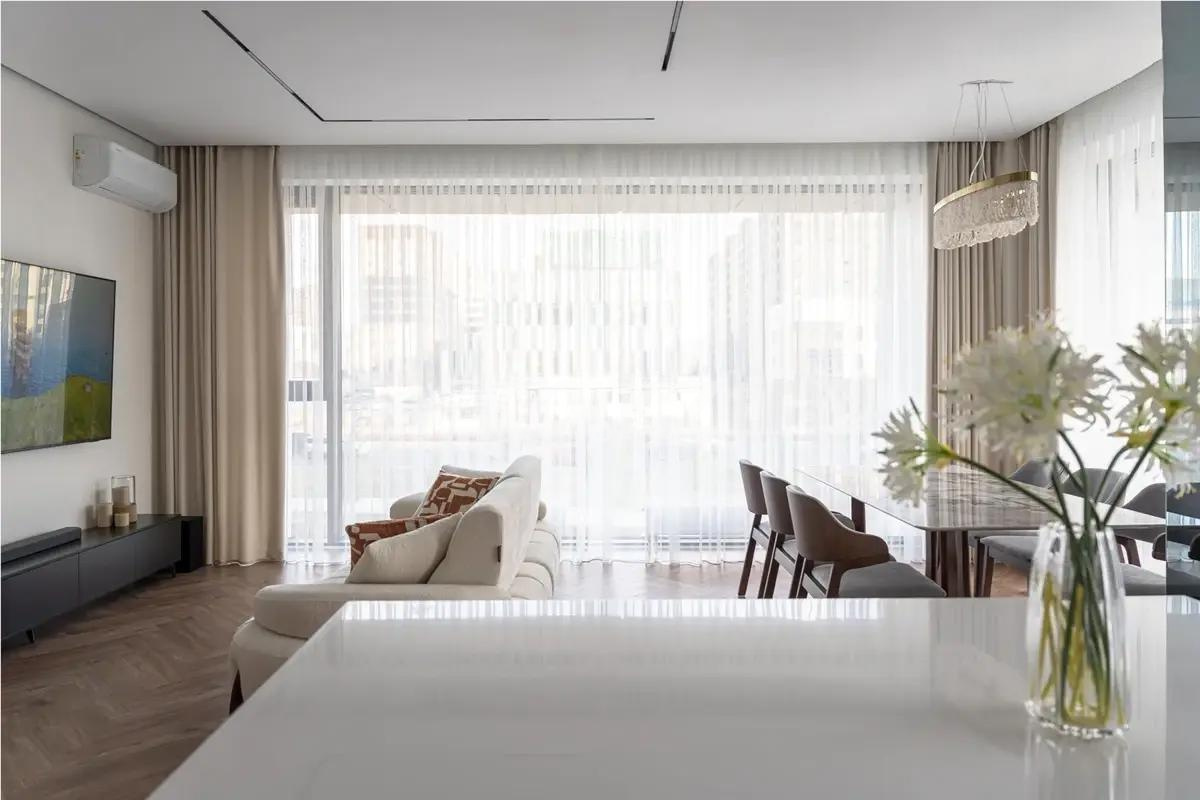 Продажа 3-комнатной квартиры, 100 м², пр. Туран, дом  43в в Астане