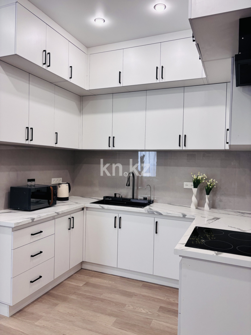 Аренда 3-комнатной квартиры посуточно, 60 м², Сейфуллина, дом  416 - ул. Макатаева в Алматы - фото 9