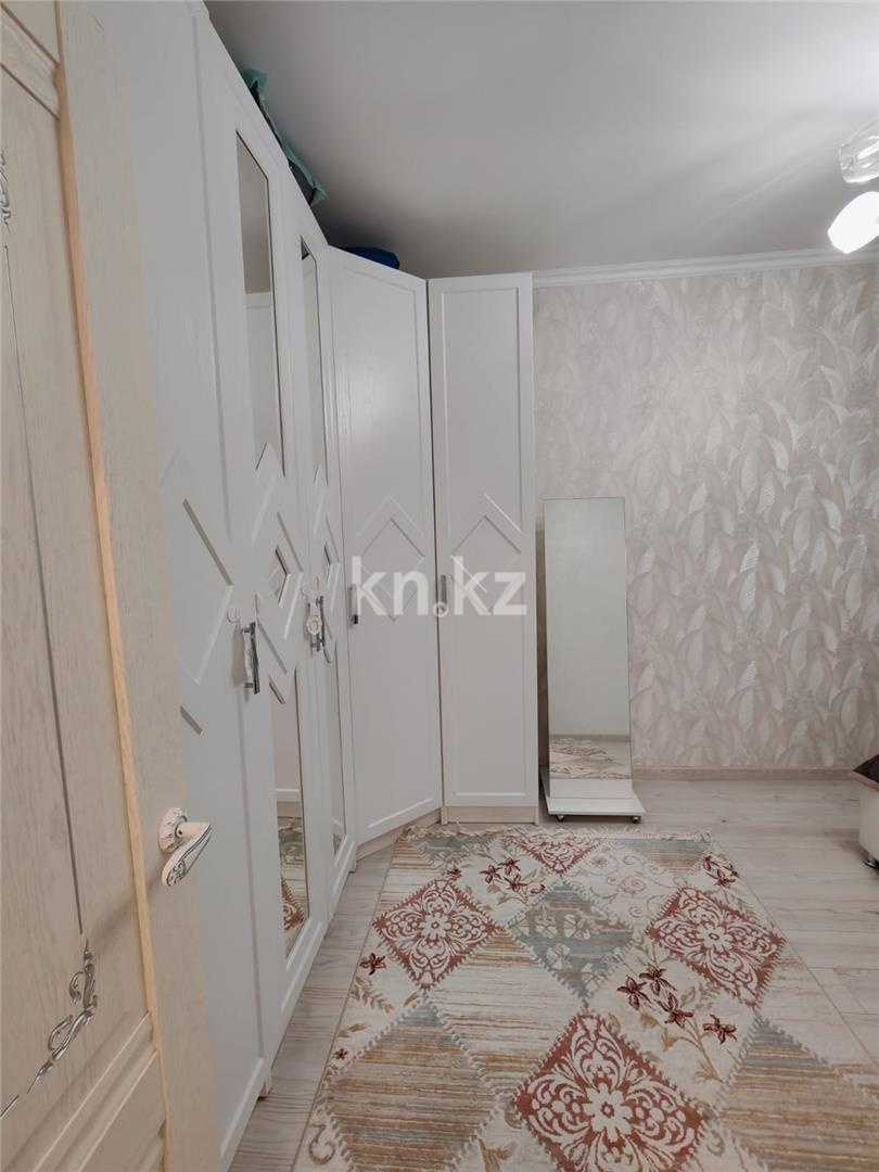 Продажа 2-комнатной квартиры, 62 м², ул. Сарыарка в Караганде - фото 12