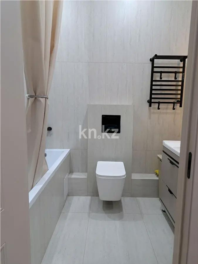 Продажа 2-комнатной квартиры, 45 м², пр. Райымбека, дом  349/1 в Алматы - фото 4