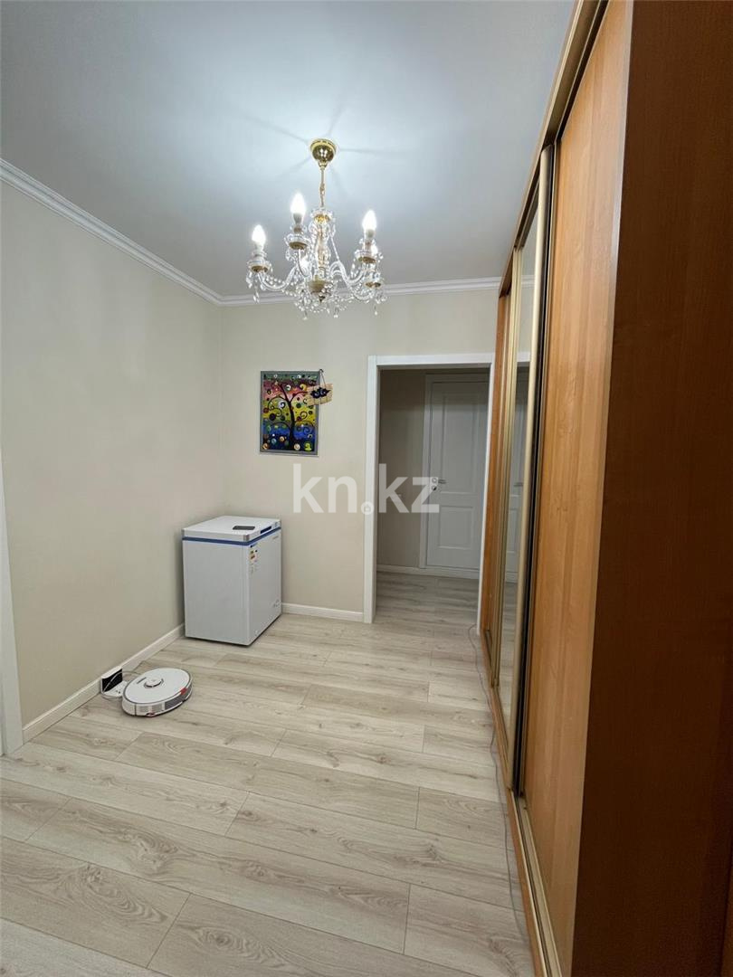 Продажа 4-комнатной квартиры, 81 м², мкр-н Степной-3 в Караганде - фото 10