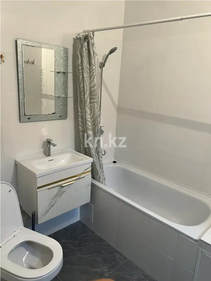 Продажа 1-комнатной квартиры, 39 м², пр. Райымбека, дом  259 в Алматы - фото 3