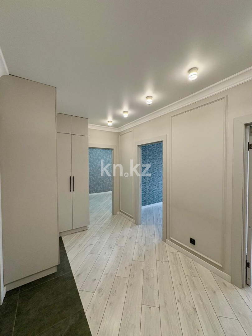 Продажа 2-комнатной квартиры, 56 м², Сейфуллина в Алматы - фото 17