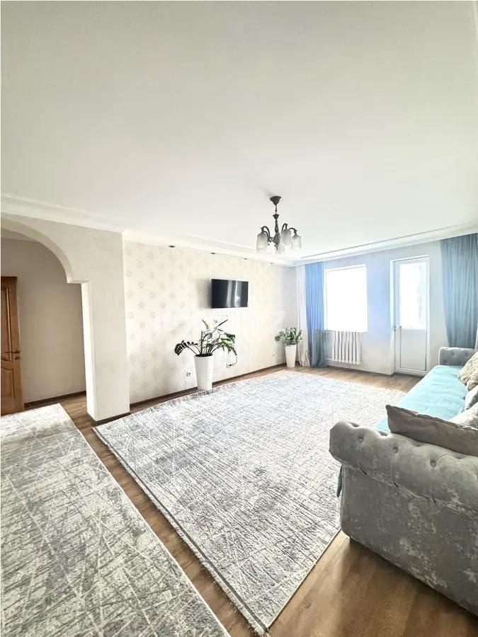 Продажа 3-комнатной квартиры, 87 м², ул. Кумисбекова, дом  7/1 в Астане