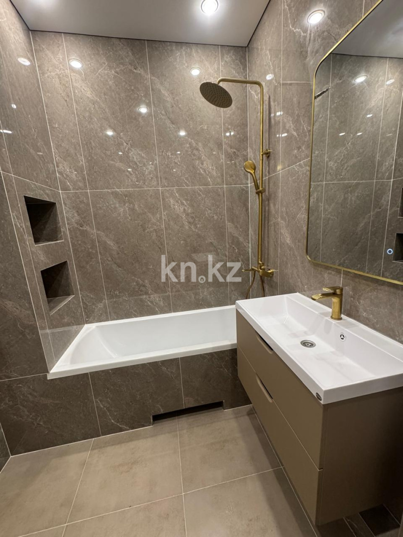 Продажа 2-комнатной квартиры, 50.7 м² в Алматы - фото 3