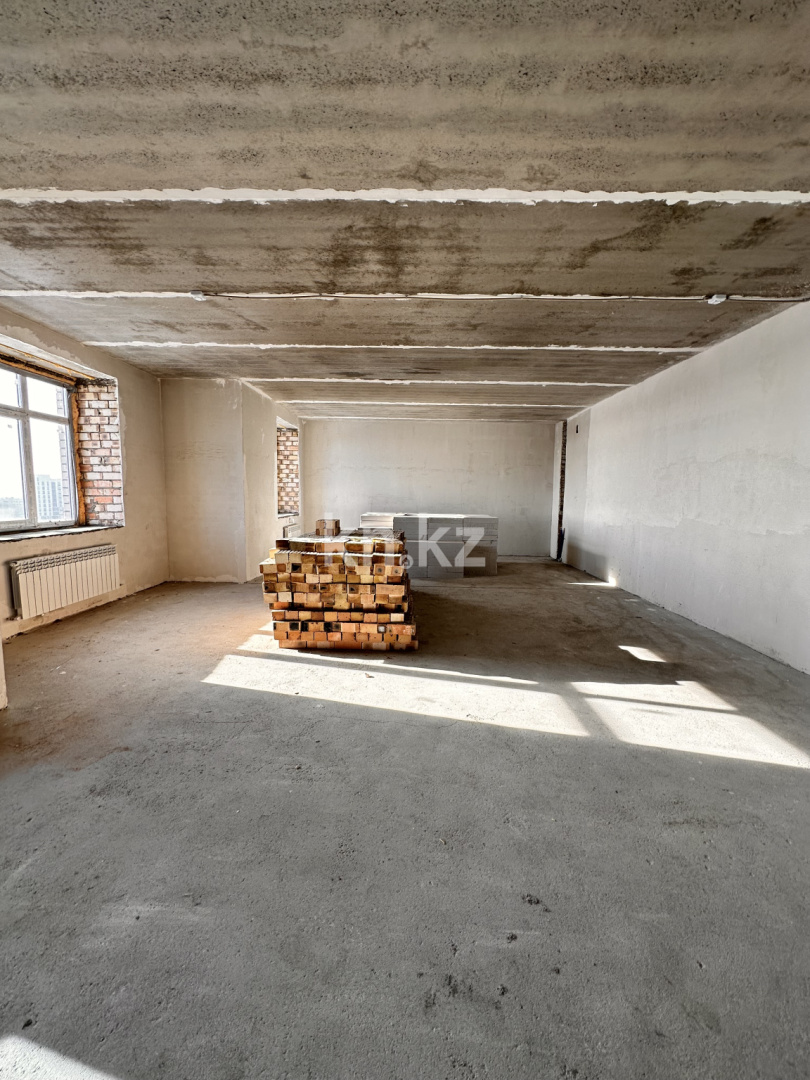 Продажа 2-комнатной квартиры, 68 м² в Караганде