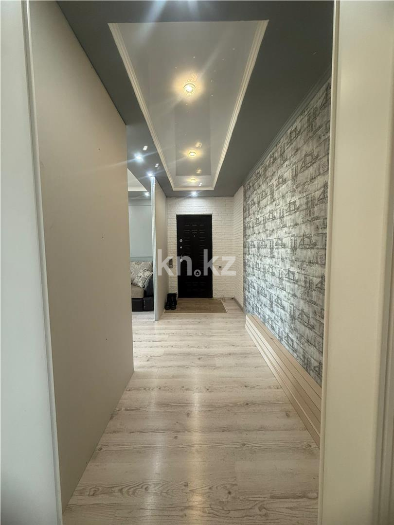 Продажа 3-комнатной квартиры, 66 м², мкр-н Голубые Пруды в Караганде - фото 12