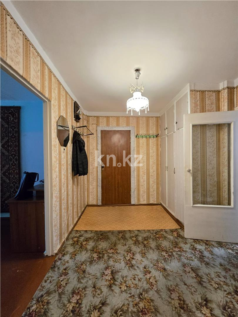 Продажа 3-комнатной квартиры, 68 м², ул. Казахстанская в Темиртау - фото 10