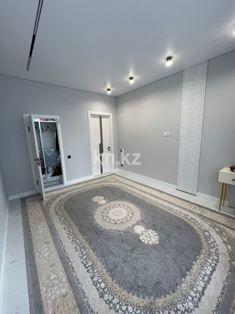 Продажа 3-комнатной квартиры, 70.6 м² в Алматы - фото 4