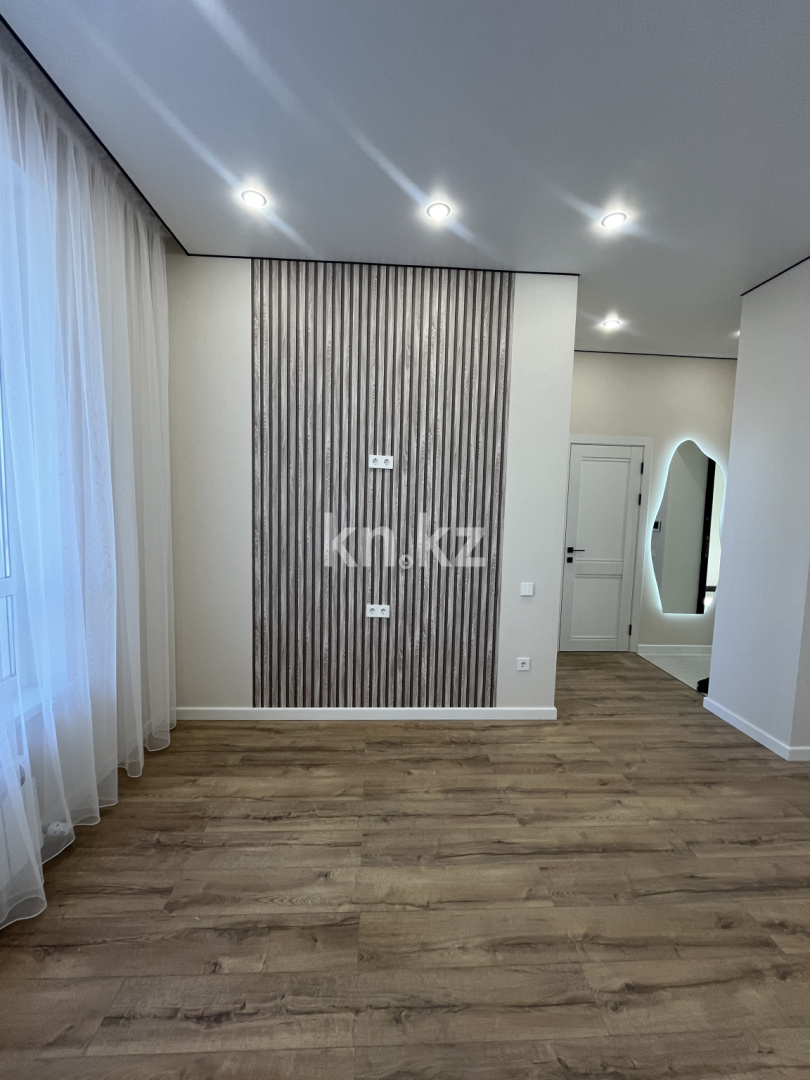 Продажа 2-комнатной квартиры, 35 м², Абая, дом  84 в Астане - фото 5