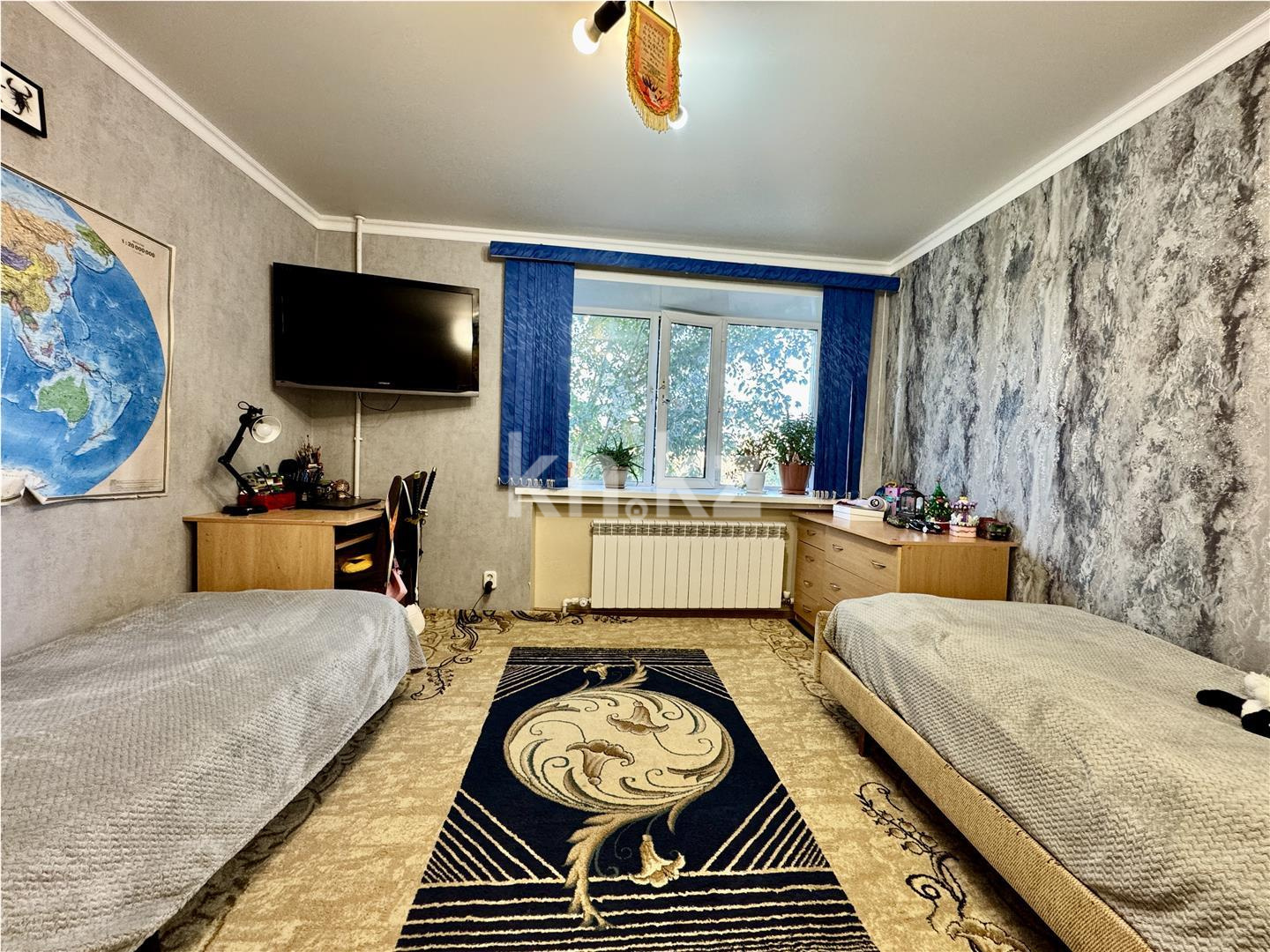 Продажа 3-комнатной квартиры, 93 м², ул. Гоголя, дом  46/3 в Караганде - фото 16