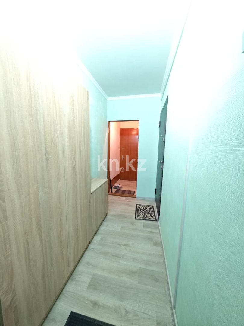 Продажа 4-комнатной квартиры, 75 м², пр. Шахтеров, дом  7 в Караганде - фото 17
