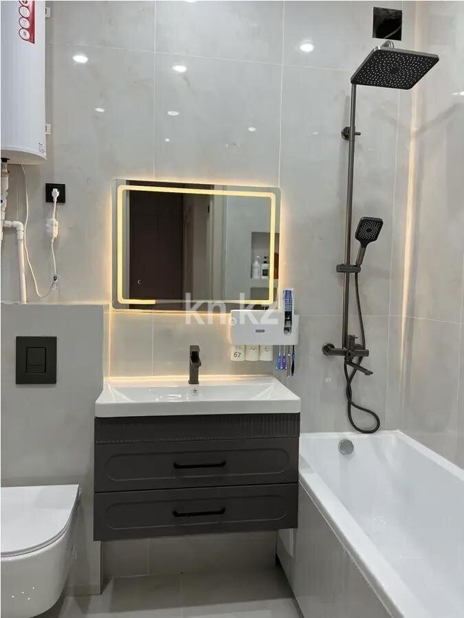 Продажа 1-комнатной квартиры, 40 м² в Караганде - фото 11