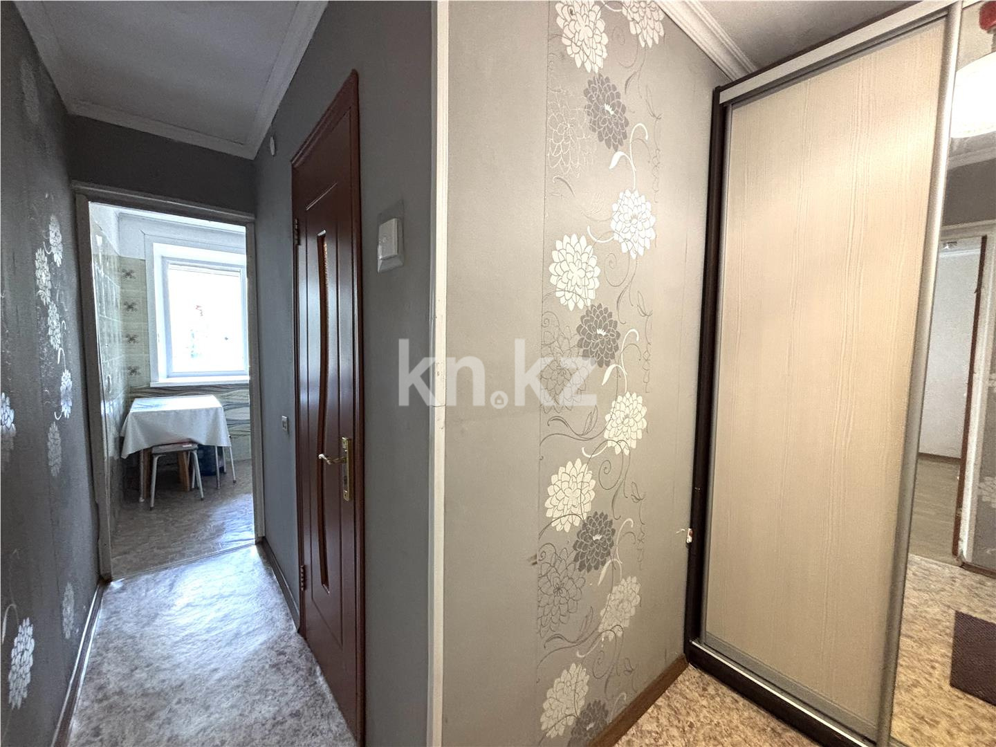 Продажа 1-комнатной квартиры, 33 м², ул. Аманжолова, дом  7 в Караганде - фото 5