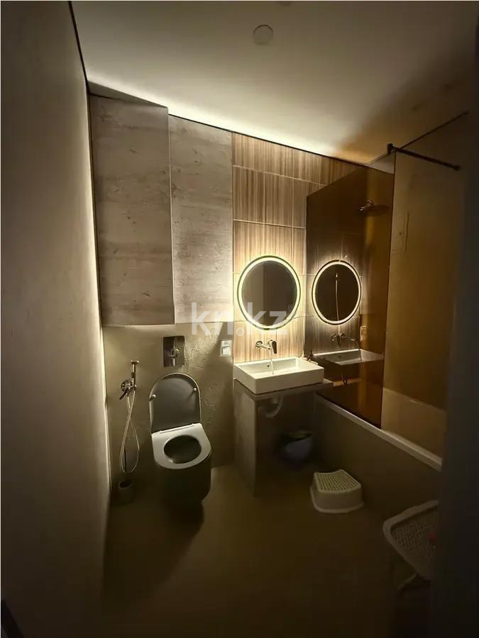 Продажа 4-комнатной квартиры, 112 м², ул. Кенесары хана, дом  54/1 в Алматы - фото 5