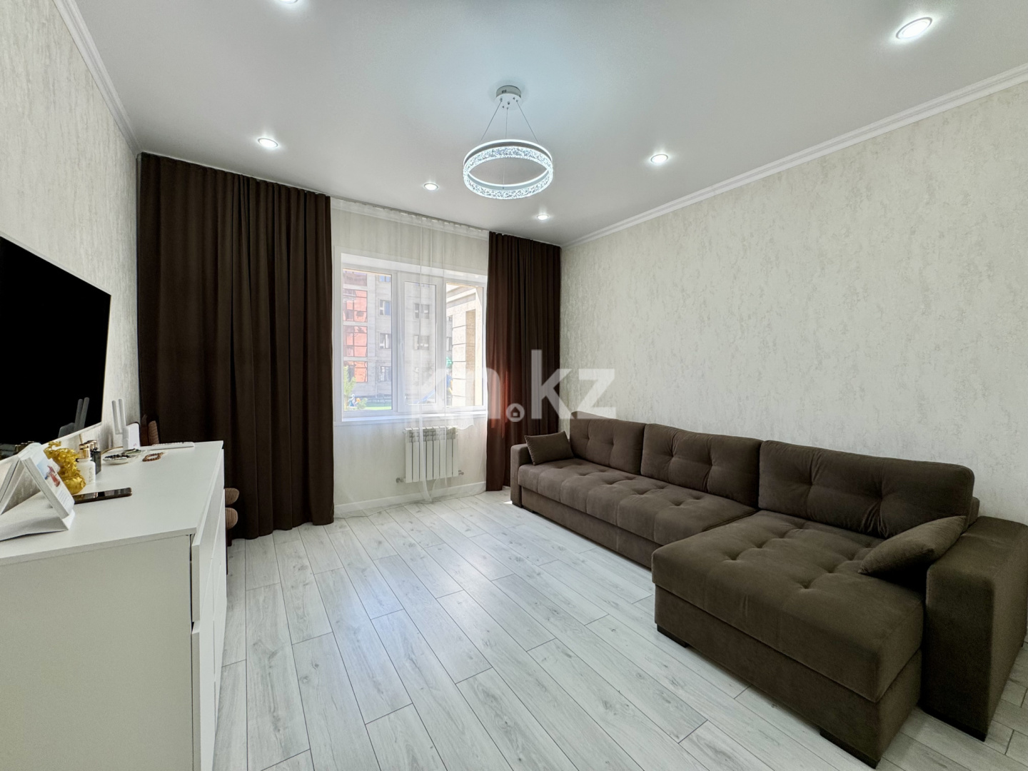 Продажа 2-комнатной квартиры, 65 м², ул. Муканова, дом  51/8 в Караганде - фото 4