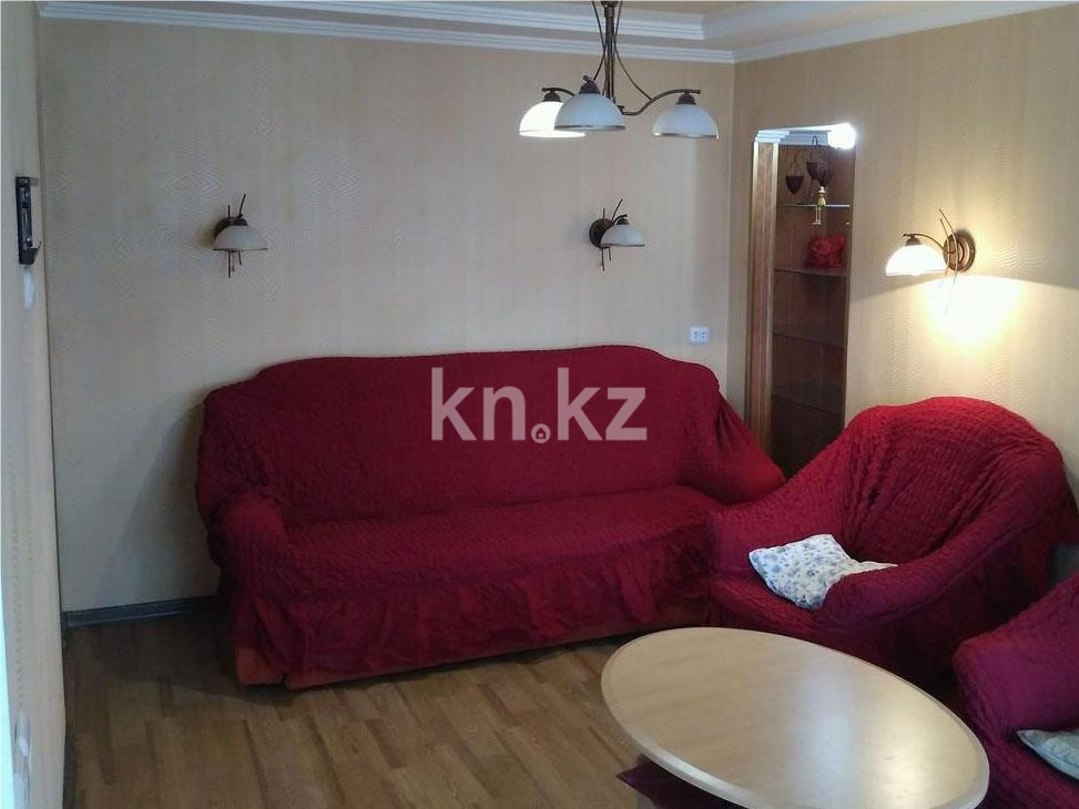 Продажа 3-комнатной квартиры, 55 м², пр. Бухар-жырау в Караганде - фото 3