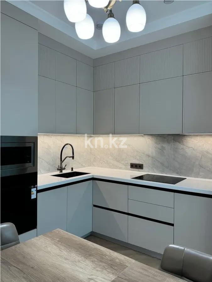 Продажа 3-комнатной квартиры, 90 м², пр. Строителей, дом  28/3 блок Б в Караганде - фото 2