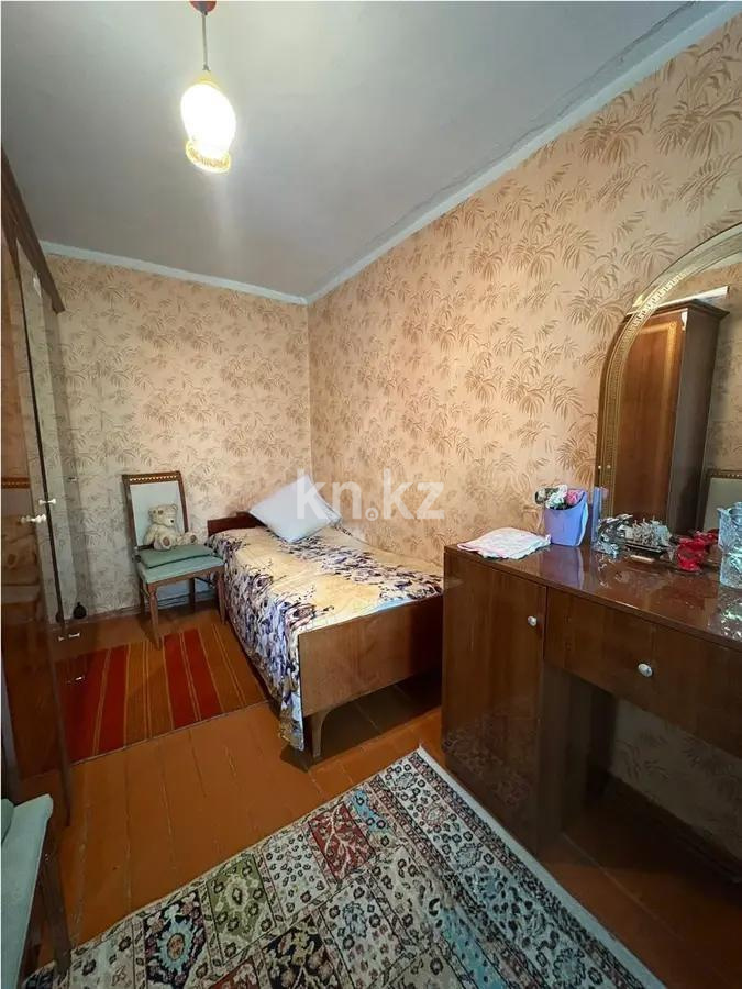 Продажа 2-комнатной квартиры, 42 м², ул. Ермекова, дом  14 в Караганде - фото 2
