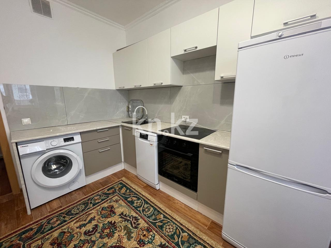 Аренда 1-комнатной квартиры, 47 м² в Астане