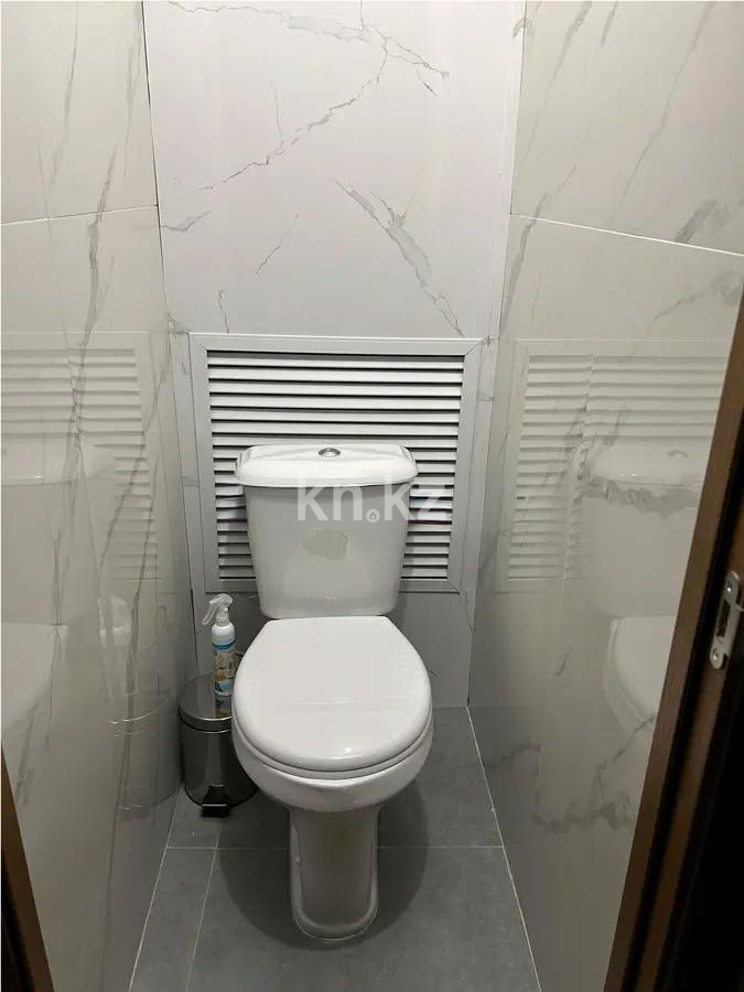 Продажа 3-комнатной квартиры, 65 м², ул. Жандосова, дом  182А в Алматы - фото 6