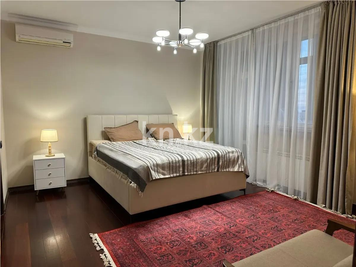 Продажа 3-комнатной квартиры, 100 м², ул. Солодовникова, дом  21е в Алматы - фото 2