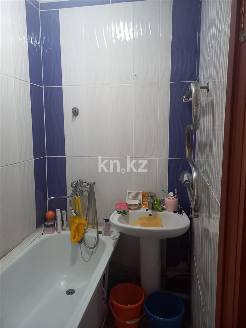Продажа 2-комнатной квартиры, 43 м², ул. Абая в Темиртау - фото 9
