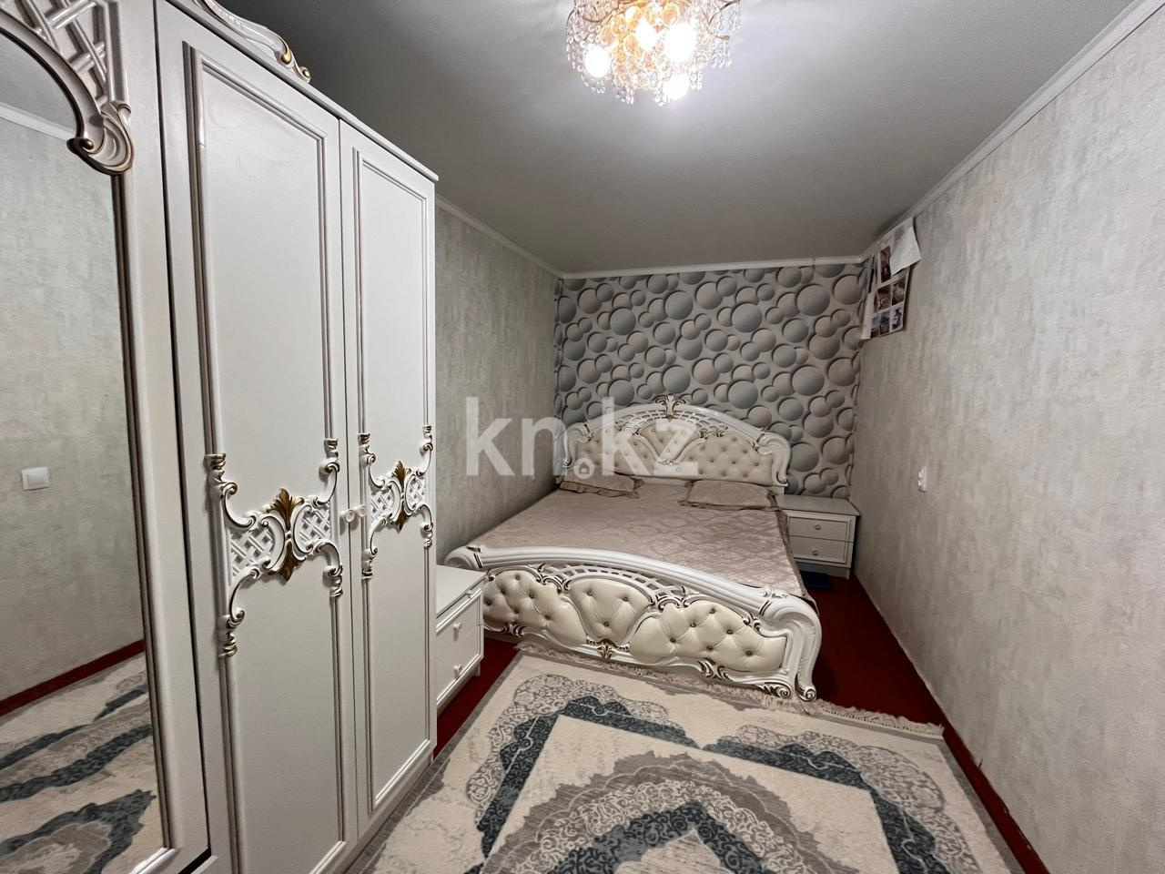 Продажа 3-комнатной квартиры, 56 м², 12-й мкр., дом  41 в Караганде - фото 3