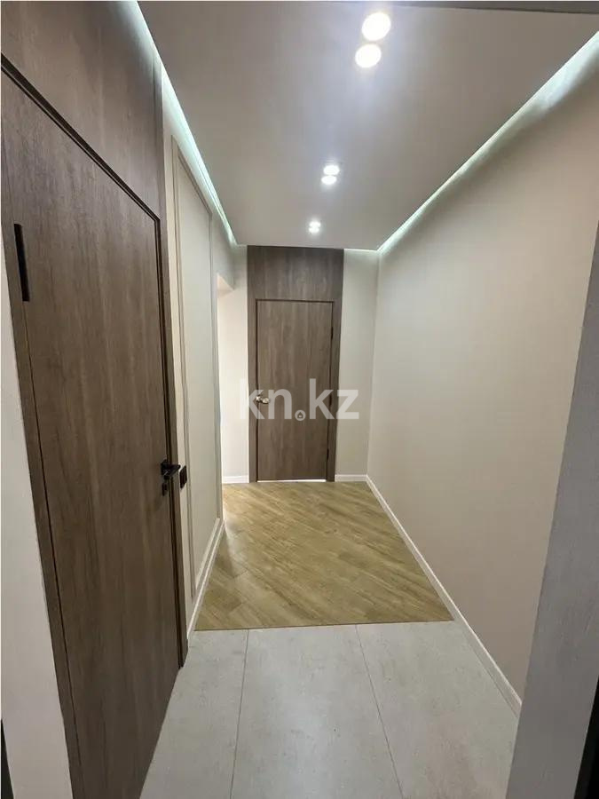 Продажа 1-комнатной квартиры, 39 м², ул. Жолымбет, дом  42/5 в Алматы - фото 4