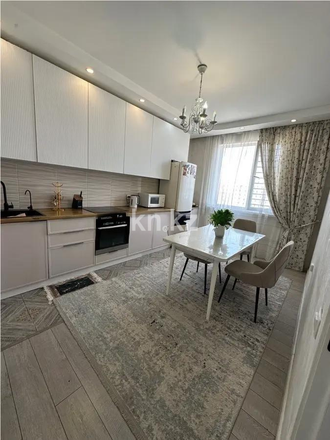 Продажа 3-комнатной квартиры, 76 м², ул. Байтерекова, дом  81 в Алматы - фото 4