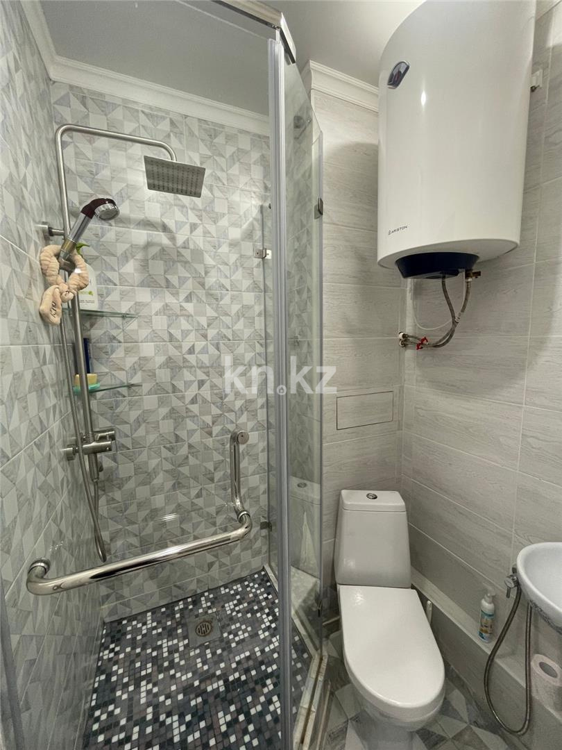 Продажа 3-комнатной квартиры, 104 м², ул. Таттимбета, дом  10/14 в Караганде - фото 13