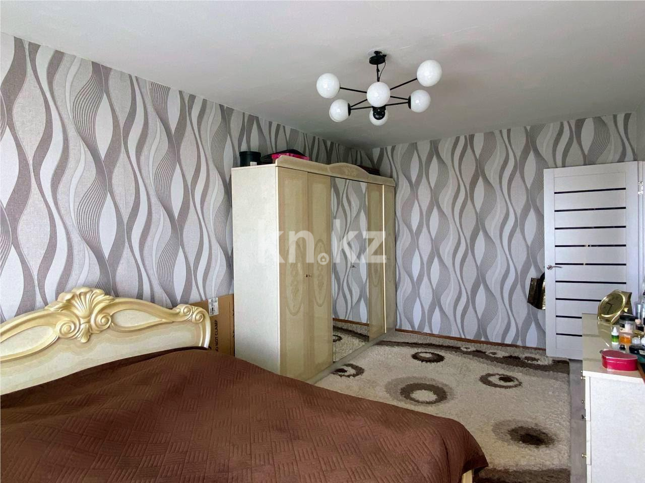 Продажа 3-комнатной квартиры, 62 м², мкр-н 15 в Караганде - фото 4