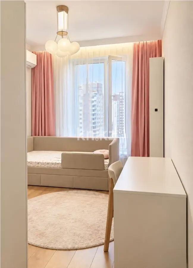 Продажа 3-комнатной квартиры, 75.5 м² в Астане - фото 2
