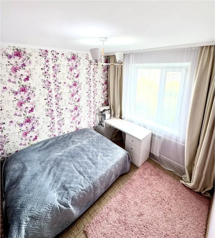 Продажа 3-комнатной квартиры, 63 м², мкр-н Голубые Пруды, дом  13 в Караганде - фото 3