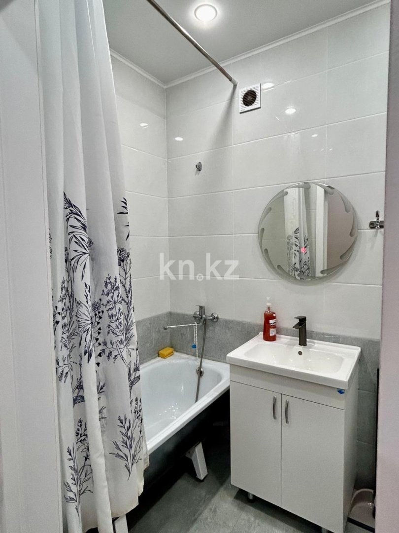 Аренда 1-комнатной квартиры, 40 м² в Астане - фото 9